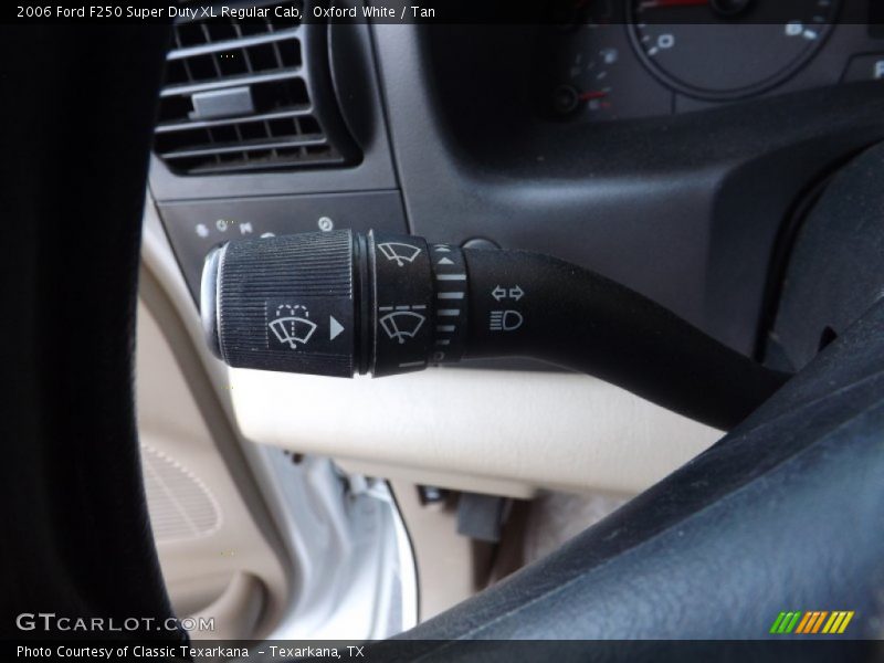 Oxford White / Tan 2006 Ford F250 Super Duty XL Regular Cab