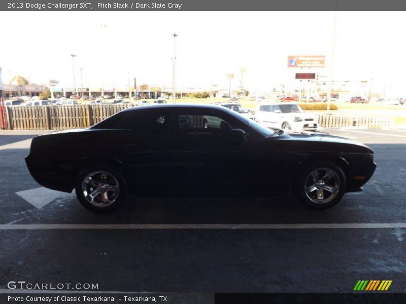 Pitch Black / Dark Slate Gray 2013 Dodge Challenger SXT