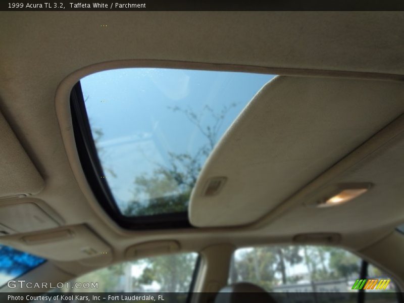 Taffeta White / Parchment 1999 Acura TL 3.2