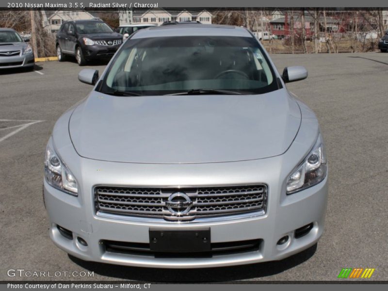 Radiant Silver / Charcoal 2010 Nissan Maxima 3.5 S