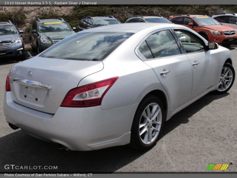 Radiant Silver / Charcoal 2010 Nissan Maxima 3.5 S