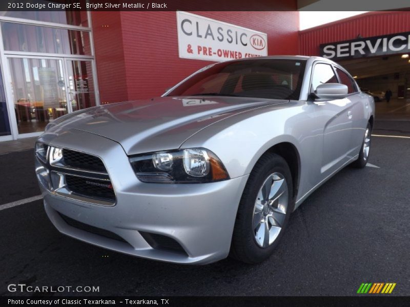 Bright Silver Metallic / Black 2012 Dodge Charger SE