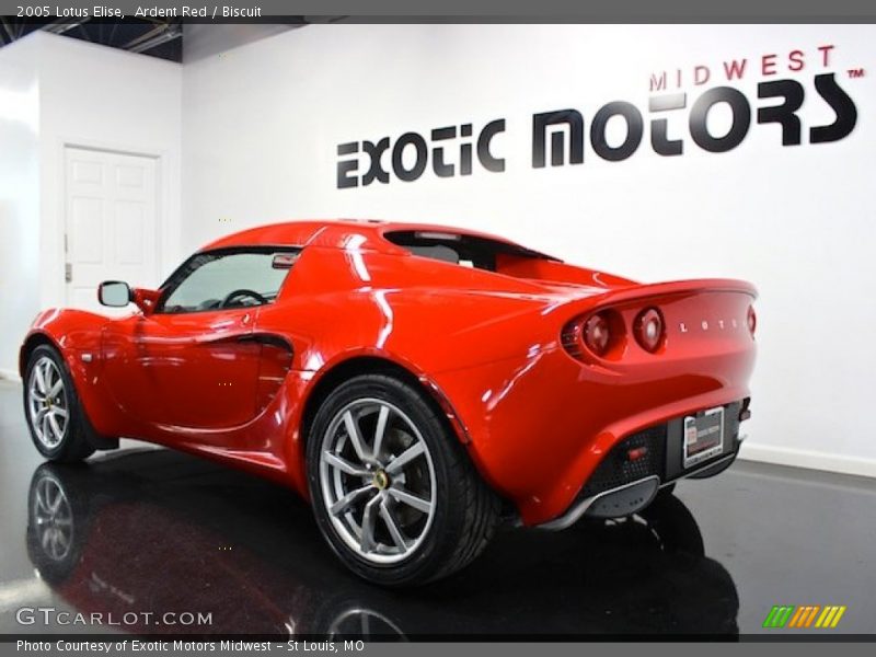 Ardent Red / Biscuit 2005 Lotus Elise
