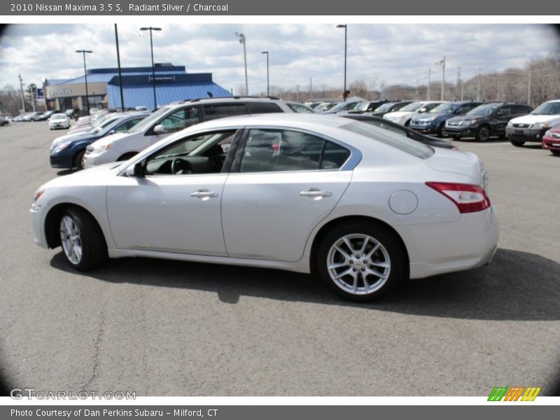 Radiant Silver / Charcoal 2010 Nissan Maxima 3.5 S