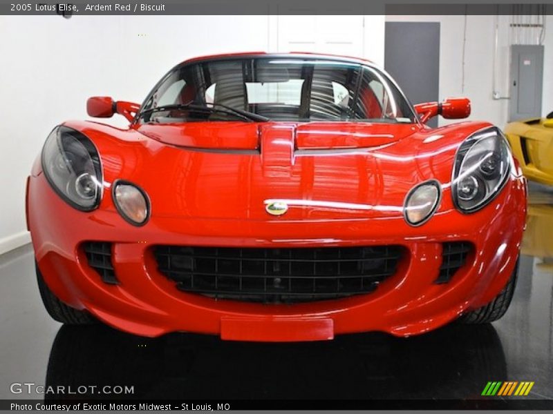 Ardent Red / Biscuit 2005 Lotus Elise