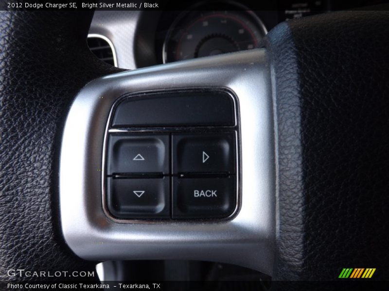 Bright Silver Metallic / Black 2012 Dodge Charger SE