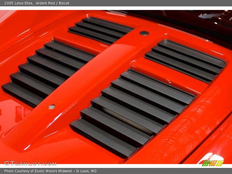 Ardent Red / Biscuit 2005 Lotus Elise