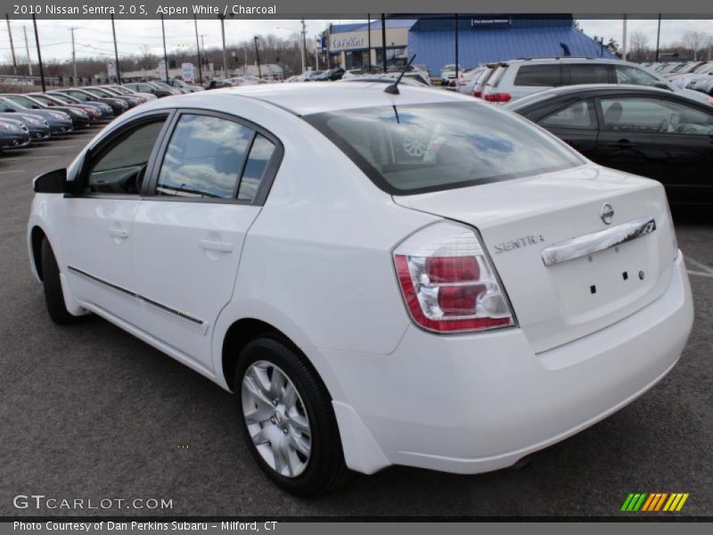 Aspen White / Charcoal 2010 Nissan Sentra 2.0 S