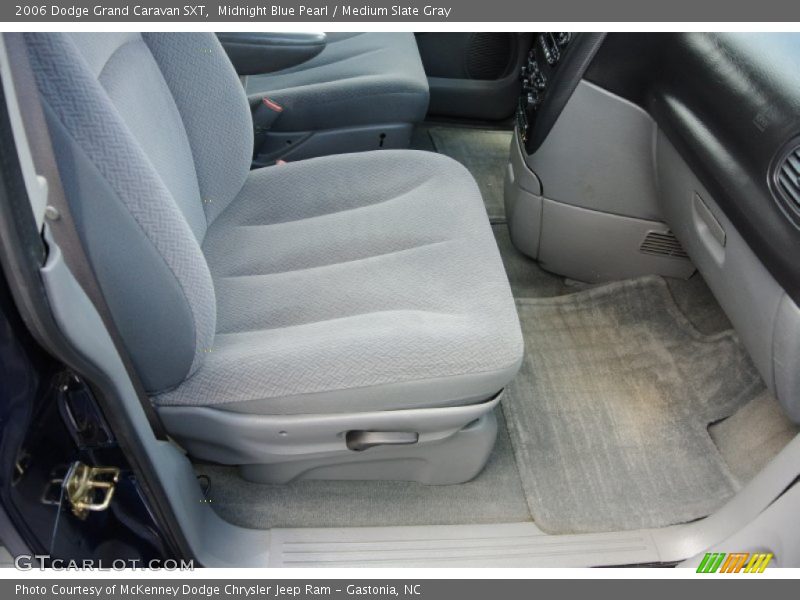 Midnight Blue Pearl / Medium Slate Gray 2006 Dodge Grand Caravan SXT
