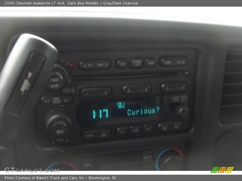 Dark Blue Metallic / Gray/Dark Charcoal 2006 Chevrolet Avalanche LT 4x4