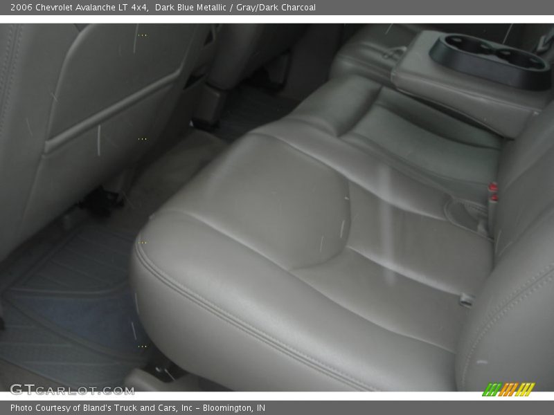 Dark Blue Metallic / Gray/Dark Charcoal 2006 Chevrolet Avalanche LT 4x4