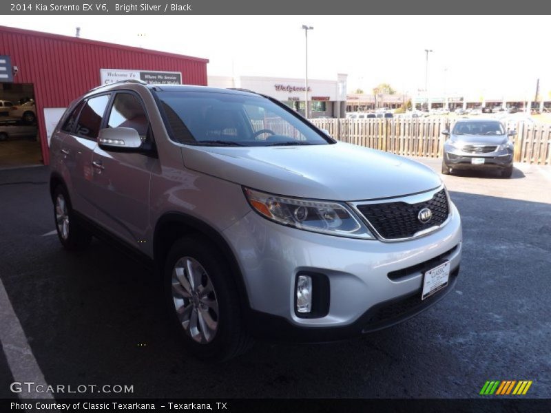Bright Silver / Black 2014 Kia Sorento EX V6