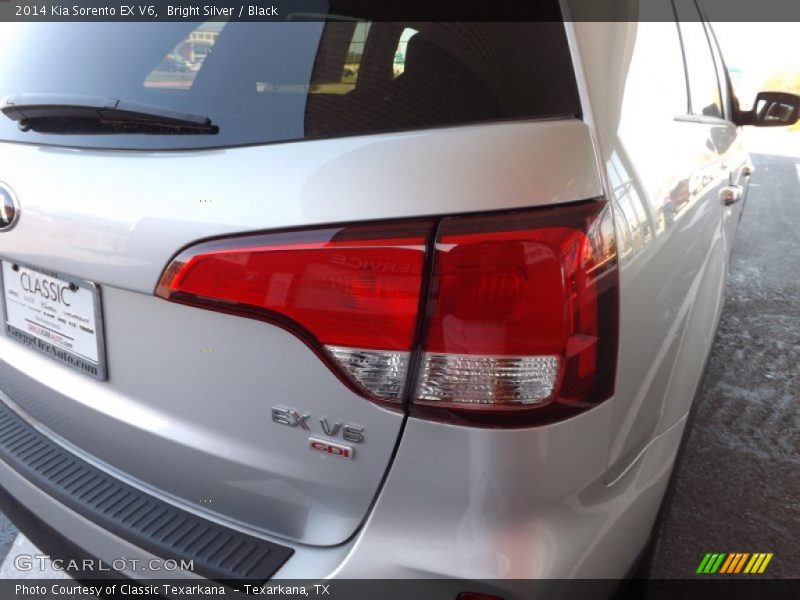 Bright Silver / Black 2014 Kia Sorento EX V6
