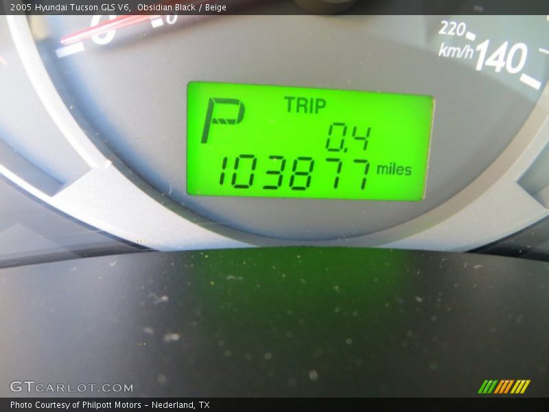 Obsidian Black / Beige 2005 Hyundai Tucson GLS V6