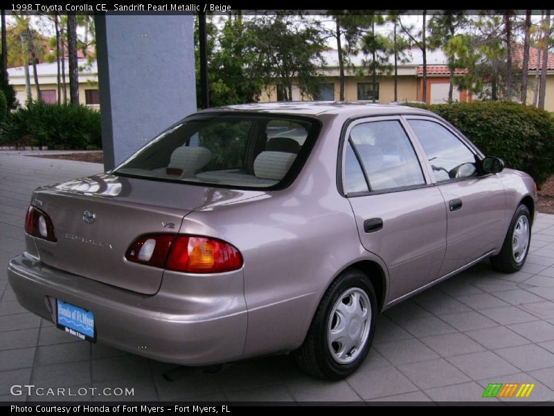 Sandrift Pearl Metallic / Beige 1998 Toyota Corolla CE