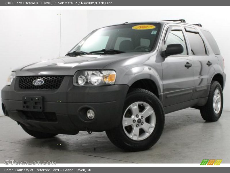 Silver Metallic / Medium/Dark Flint 2007 Ford Escape XLT 4WD