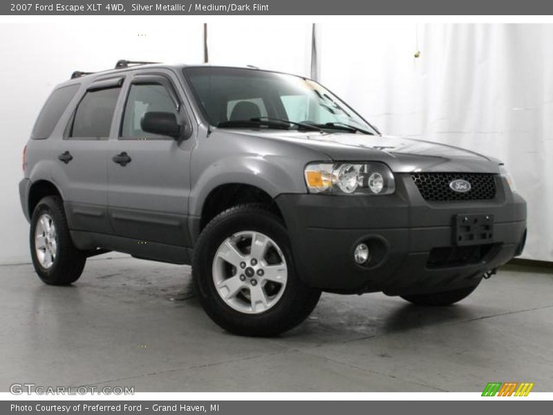 Silver Metallic / Medium/Dark Flint 2007 Ford Escape XLT 4WD