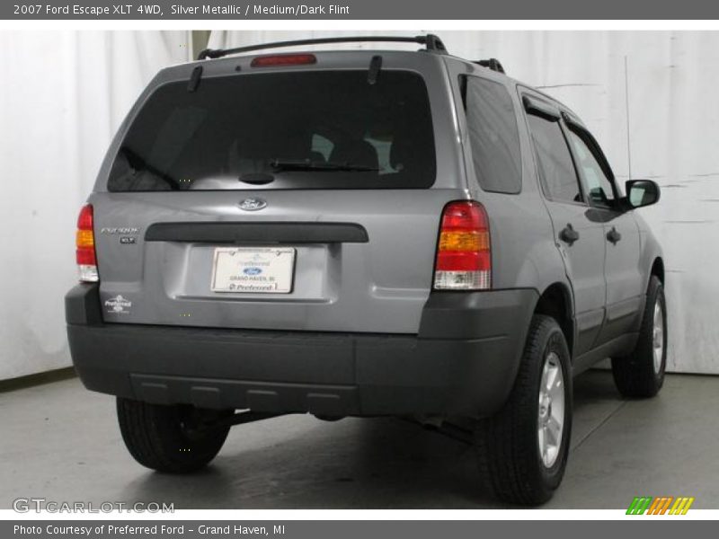Silver Metallic / Medium/Dark Flint 2007 Ford Escape XLT 4WD