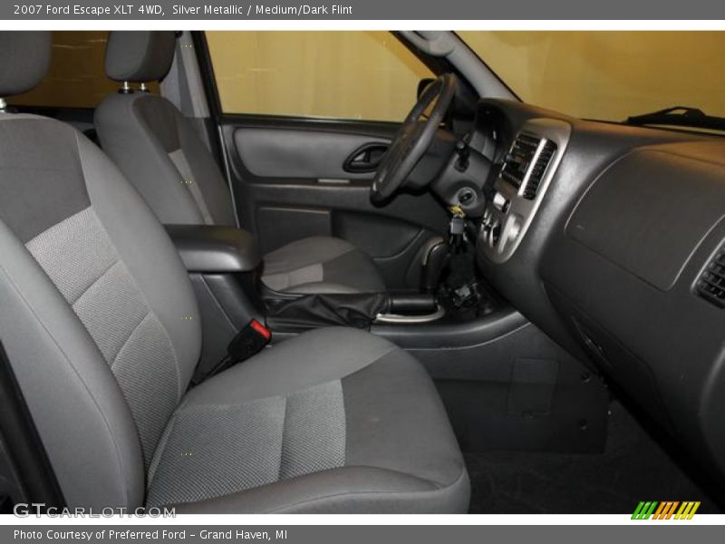 Silver Metallic / Medium/Dark Flint 2007 Ford Escape XLT 4WD