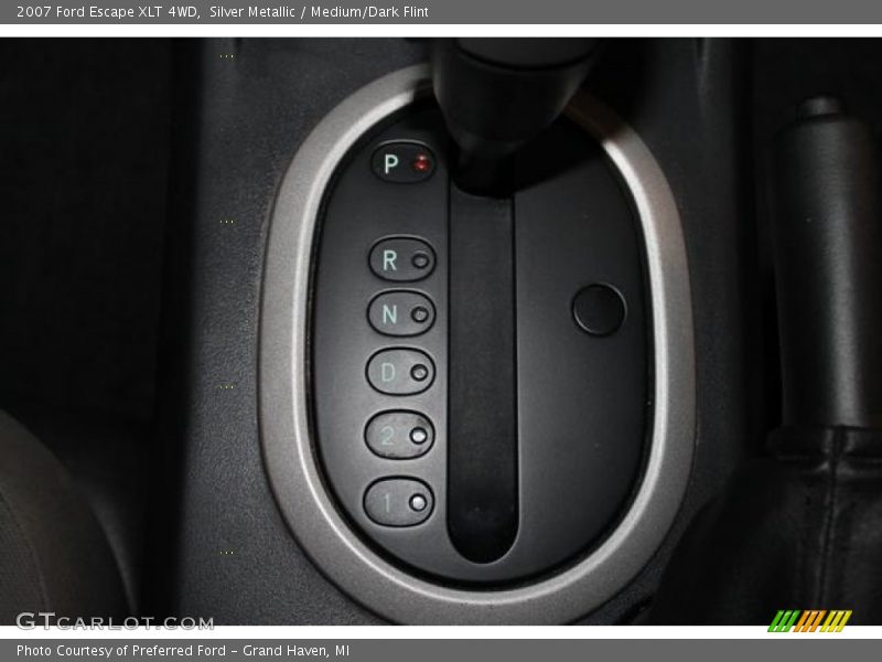 Silver Metallic / Medium/Dark Flint 2007 Ford Escape XLT 4WD