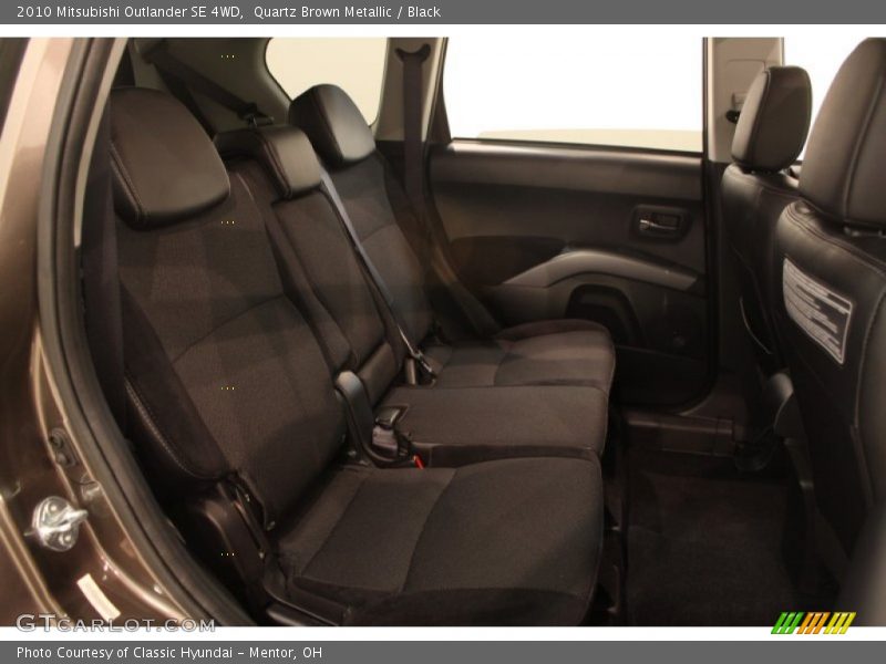 Quartz Brown Metallic / Black 2010 Mitsubishi Outlander SE 4WD