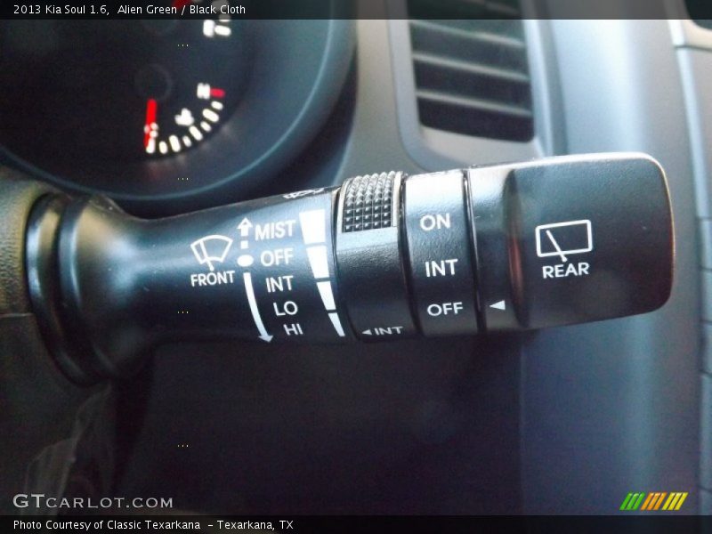Alien Green / Black Cloth 2013 Kia Soul 1.6