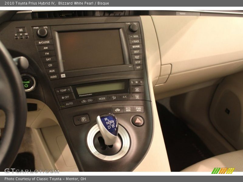 Blizzard White Pearl / Bisque 2010 Toyota Prius Hybrid IV
