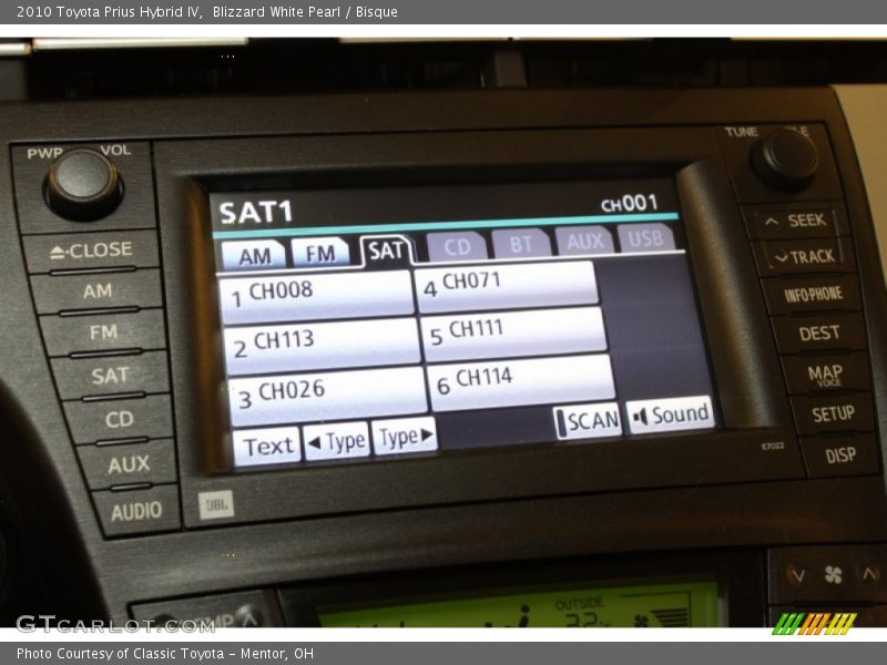 Blizzard White Pearl / Bisque 2010 Toyota Prius Hybrid IV
