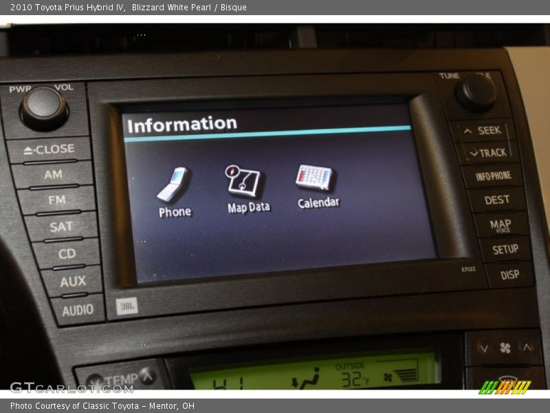 Blizzard White Pearl / Bisque 2010 Toyota Prius Hybrid IV