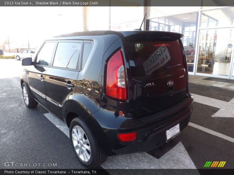 Shadow Black / Black Soul Logo Cloth 2013 Kia Soul +