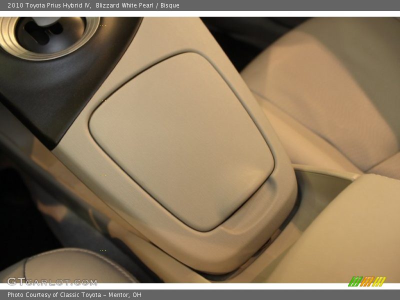 Blizzard White Pearl / Bisque 2010 Toyota Prius Hybrid IV
