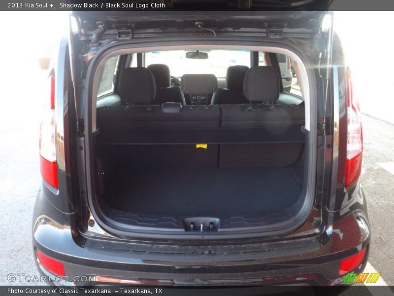 Shadow Black / Black Soul Logo Cloth 2013 Kia Soul +