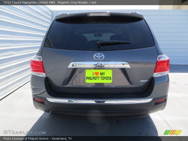 Magnetic Gray Metallic / Ash 2013 Toyota Highlander Limited 4WD