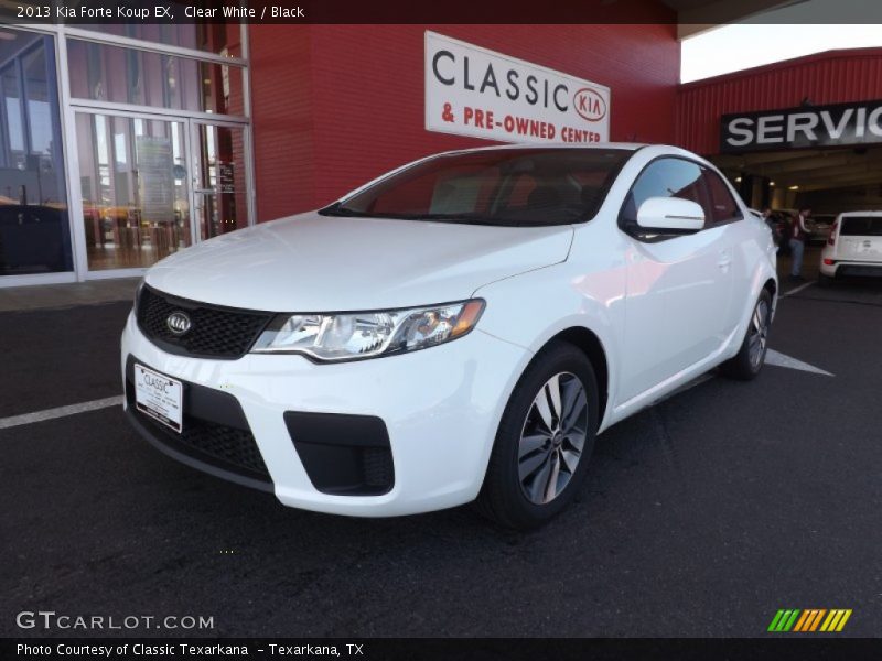 Clear White / Black 2013 Kia Forte Koup EX