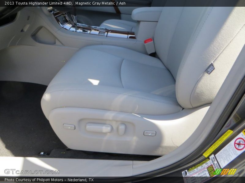 Magnetic Gray Metallic / Ash 2013 Toyota Highlander Limited 4WD