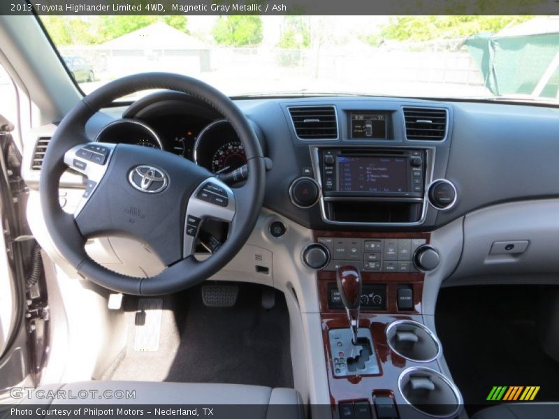 Magnetic Gray Metallic / Ash 2013 Toyota Highlander Limited 4WD