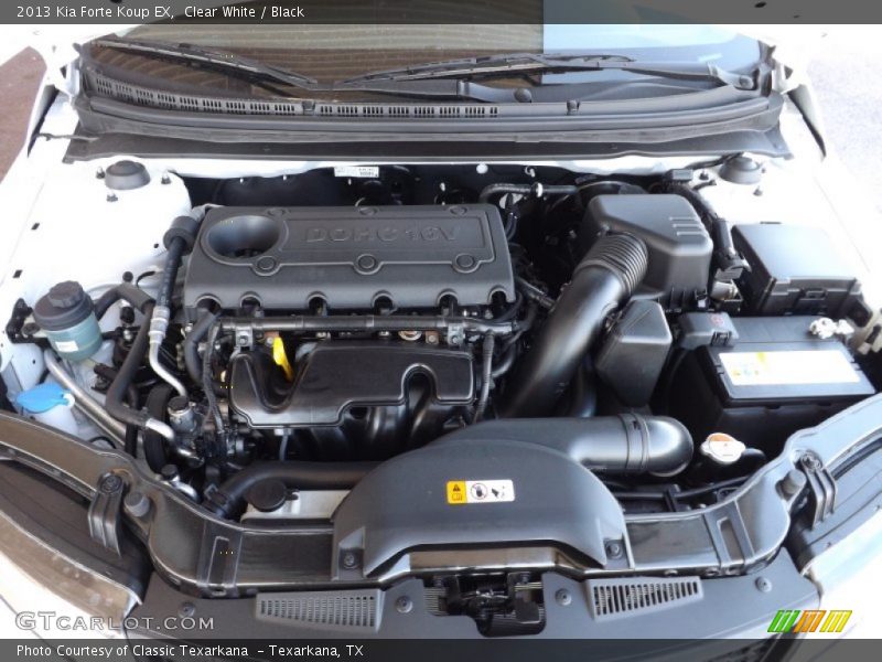Clear White / Black 2013 Kia Forte Koup EX