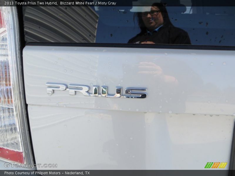 Blizzard White Pearl / Misty Gray 2013 Toyota Prius Two Hybrid