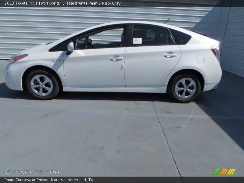 Blizzard White Pearl / Misty Gray 2013 Toyota Prius Two Hybrid