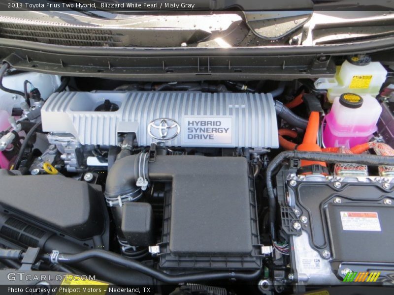 Blizzard White Pearl / Misty Gray 2013 Toyota Prius Two Hybrid