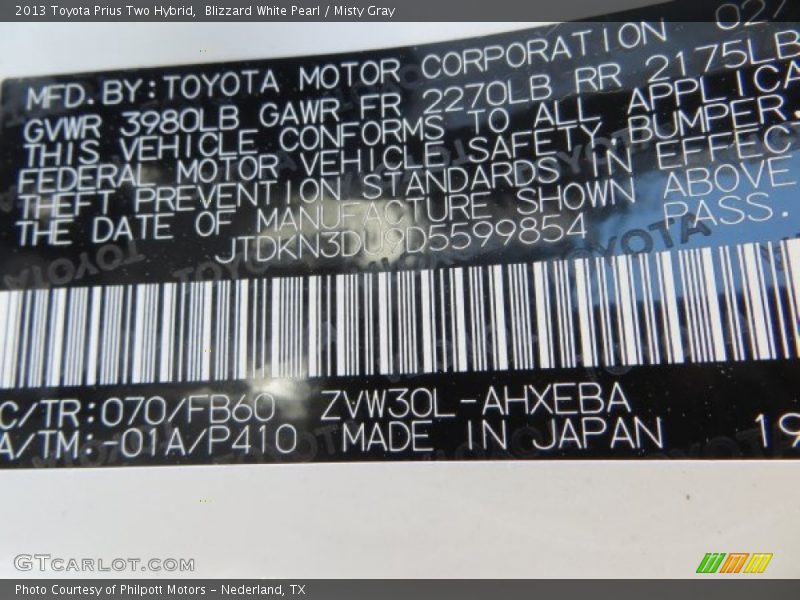 Blizzard White Pearl / Misty Gray 2013 Toyota Prius Two Hybrid