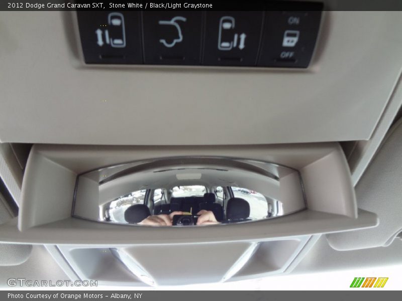 Stone White / Black/Light Graystone 2012 Dodge Grand Caravan SXT