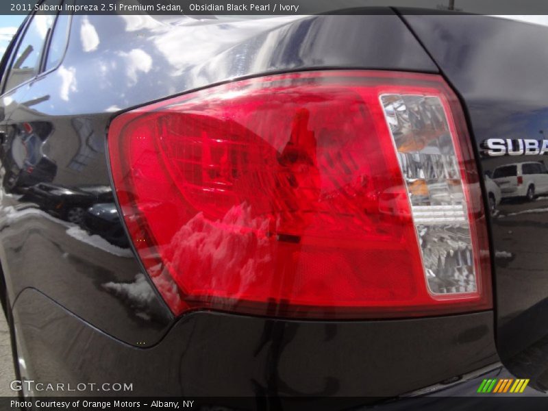 Obsidian Black Pearl / Ivory 2011 Subaru Impreza 2.5i Premium Sedan
