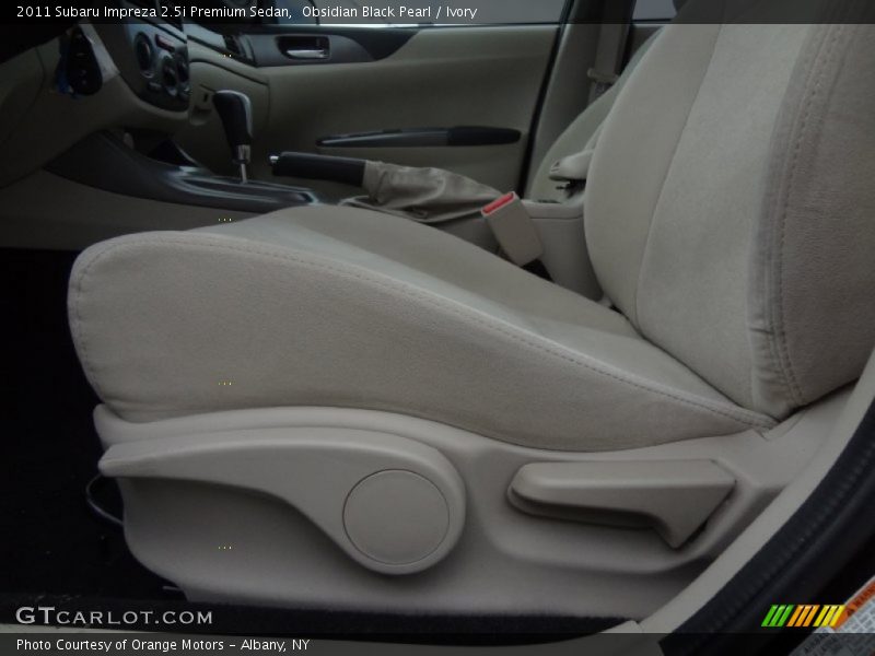 Obsidian Black Pearl / Ivory 2011 Subaru Impreza 2.5i Premium Sedan