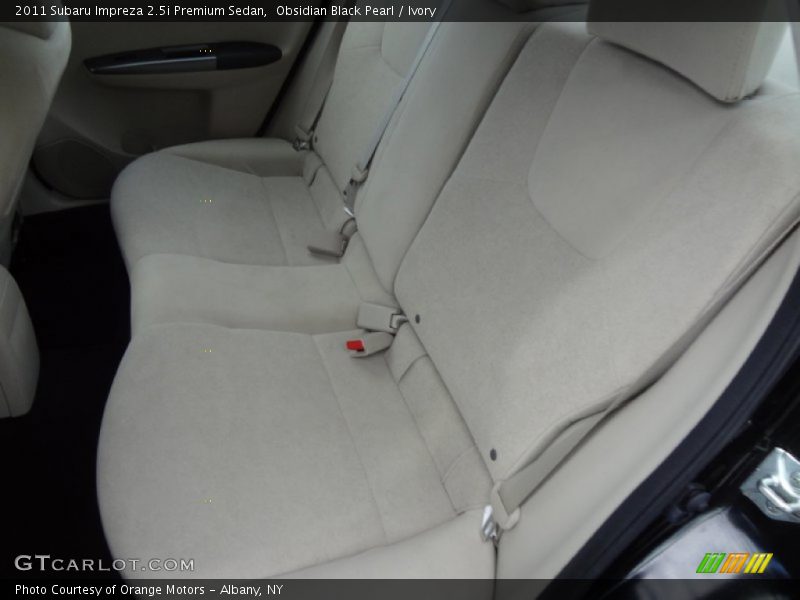 Obsidian Black Pearl / Ivory 2011 Subaru Impreza 2.5i Premium Sedan