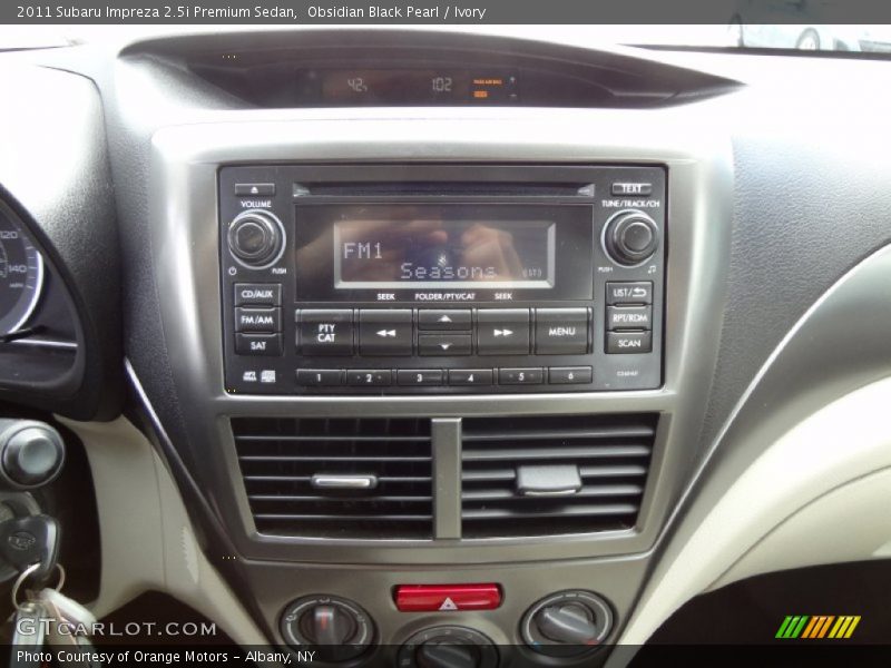 Obsidian Black Pearl / Ivory 2011 Subaru Impreza 2.5i Premium Sedan
