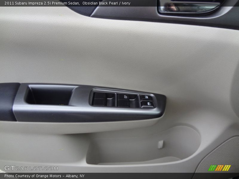 Obsidian Black Pearl / Ivory 2011 Subaru Impreza 2.5i Premium Sedan