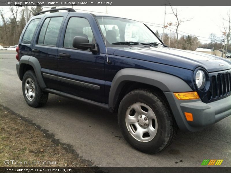 Patriot Blue Pearl / Medium Slate Gray 2005 Jeep Liberty Sport