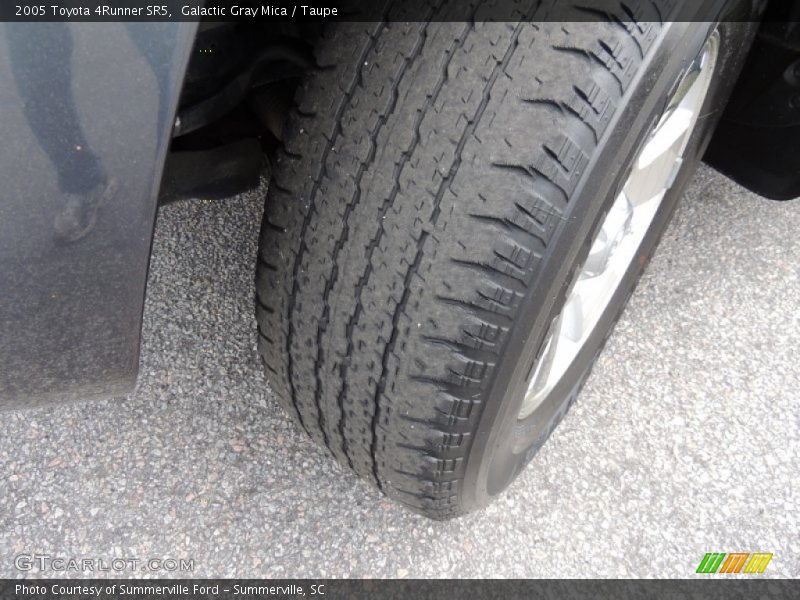 Galactic Gray Mica / Taupe 2005 Toyota 4Runner SR5