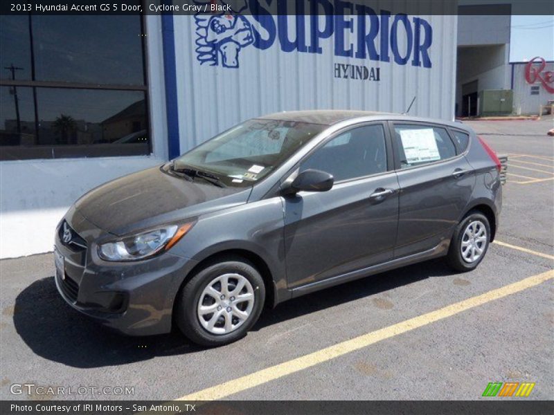 Cyclone Gray / Black 2013 Hyundai Accent GS 5 Door